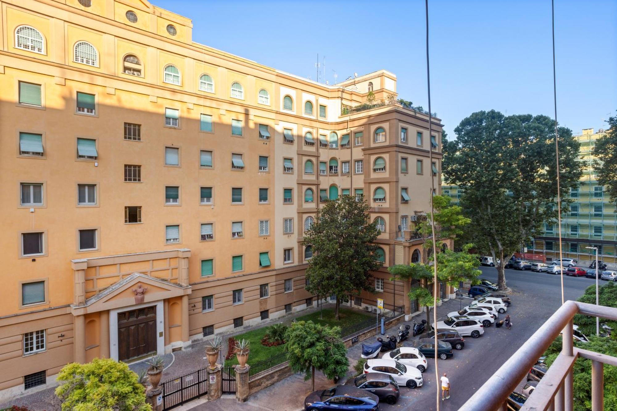 Apartment Elysium Design Vatican Rom